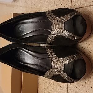 COLE HAAN  Black Suede Peep Toe Leather Stitch Croc Detail Wooden Platform Shoes